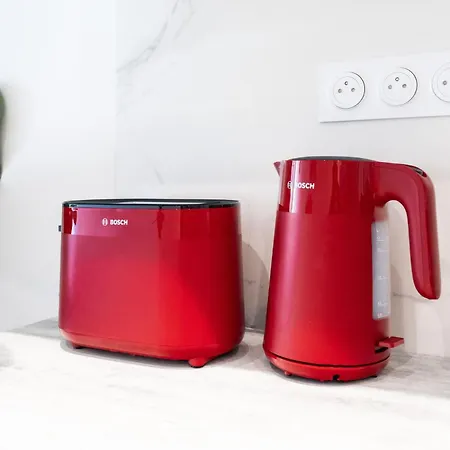 Moderne Avec Balcon - Et Tramway A Proximite Daire